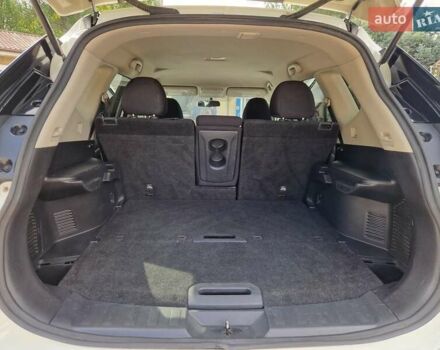 Белый Ниссан Rogue, объемом двигателя 2.5 л и пробегом 106 тыс. км за 15300 $, фото 29 на Automoto.ua