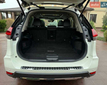 Белый Ниссан Rogue, объемом двигателя 2.49 л и пробегом 117 тыс. км за 17800 $, фото 8 на Automoto.ua