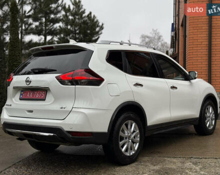 Белый Ниссан Rogue, объемом двигателя 2.5 л и пробегом 138 тыс. км за 13900 $, фото 24 на Automoto.ua