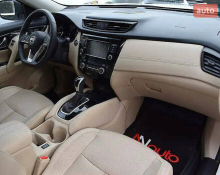 Білий Ніссан Rogue, об'ємом двигуна 2.49 л та пробігом 105 тис. км за 17500 $, фото 12 на Automoto.ua