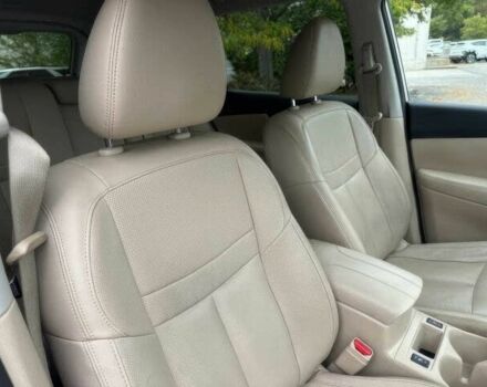 Белый Ниссан Rogue, объемом двигателя 2.5 л и пробегом 35 тыс. км за 8200 $, фото 9 на Automoto.ua