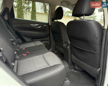 Белый Ниссан Rogue, объемом двигателя 2.5 л и пробегом 138 тыс. км за 13900 $, фото 50 на Automoto.ua