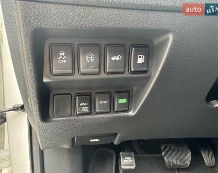 Білий Ніссан Rogue, об'ємом двигуна 2.49 л та пробігом 104 тис. км за 16500 $, фото 18 на Automoto.ua