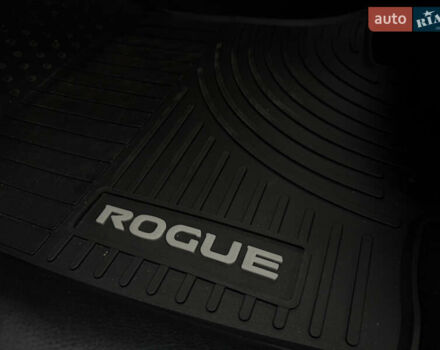 Белый Ниссан Rogue, объемом двигателя 2.5 л и пробегом 138 тыс. км за 13900 $, фото 35 на Automoto.ua