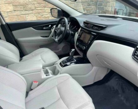 Білий Ніссан Rogue, об'ємом двигуна 2 л та пробігом 31 тис. км за 8000 $, фото 9 на Automoto.ua