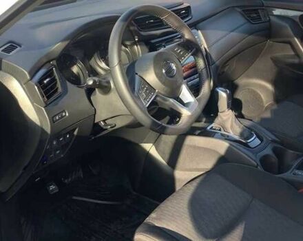 Белый Ниссан Rogue, объемом двигателя 2.5 л и пробегом 63 тыс. км за 12800 $, фото 5 на Automoto.ua