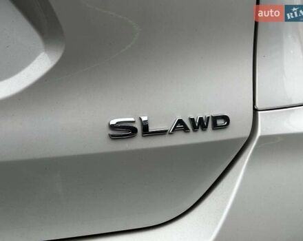 Белый Ниссан Rogue, объемом двигателя 2.49 л и пробегом 86 тыс. км за 20999 $, фото 9 на Automoto.ua