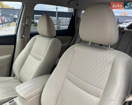 Белый Ниссан Rogue, объемом двигателя 2.49 л и пробегом 132 тыс. км за 16700 $, фото 35 на Automoto.ua