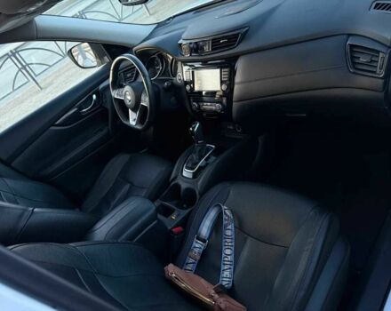 Белый Ниссан Rogue, объемом двигателя 2.5 л и пробегом 126 тыс. км за 14800 $, фото 10 на Automoto.ua