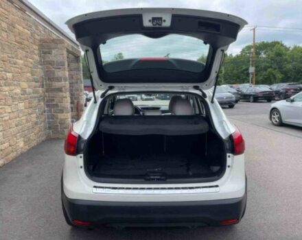 Білий Ніссан Rogue, об'ємом двигуна 2 л та пробігом 31 тис. км за 8000 $, фото 17 на Automoto.ua