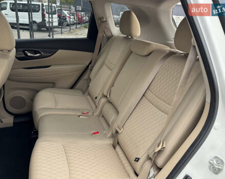 Белый Ниссан Rogue, объемом двигателя 2.49 л и пробегом 132 тыс. км за 16700 $, фото 41 на Automoto.ua