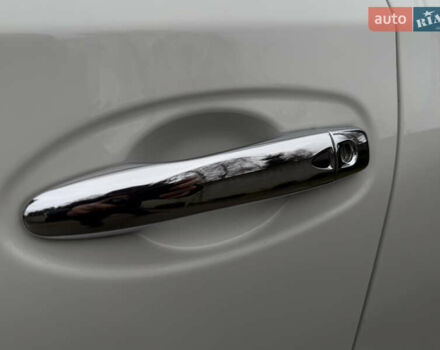 Белый Ниссан Rogue, объемом двигателя 2.5 л и пробегом 138 тыс. км за 13900 $, фото 59 на Automoto.ua