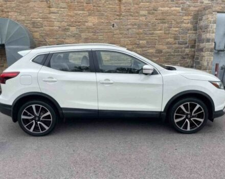 Білий Ніссан Rogue, об'ємом двигуна 2 л та пробігом 31 тис. км за 8000 $, фото 7 на Automoto.ua