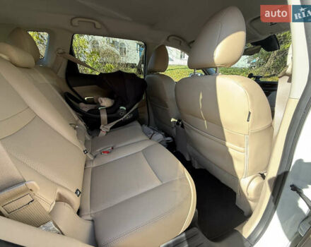 Белый Ниссан Rogue, объемом двигателя 2.49 л и пробегом 83 тыс. км за 16600 $, фото 11 на Automoto.ua