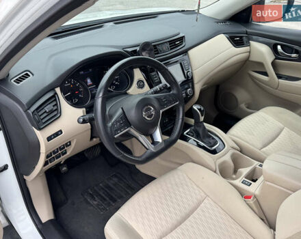 Белый Ниссан Rogue, объемом двигателя 2.49 л и пробегом 132 тыс. км за 16700 $, фото 25 на Automoto.ua