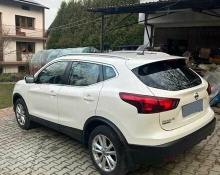 Белый Ниссан Rogue, объемом двигателя 2 л и пробегом 103 тыс. км за 11400 $, фото 3 на Automoto.ua