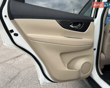 Белый Ниссан Rogue, объемом двигателя 2.49 л и пробегом 132 тыс. км за 16700 $, фото 44 на Automoto.ua