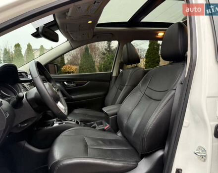 Белый Ниссан Rogue, объемом двигателя 2.49 л и пробегом 117 тыс. км за 17800 $, фото 15 на Automoto.ua