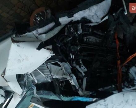 Белый Ниссан Rogue, объемом двигателя 2.49 л и пробегом 81 тыс. км за 7500 $, фото 16 на Automoto.ua