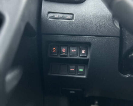 Белый Ниссан Rogue, объемом двигателя 2.49 л и пробегом 164 тыс. км за 14500 $, фото 15 на Automoto.ua