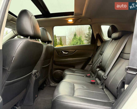 Белый Ниссан Rogue, объемом двигателя 2.49 л и пробегом 117 тыс. км за 17800 $, фото 12 на Automoto.ua