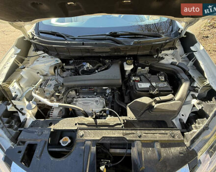 Белый Ниссан Rogue, объемом двигателя 2.49 л и пробегом 83 тыс. км за 16600 $, фото 15 на Automoto.ua