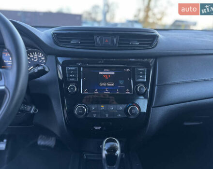 Білий Ніссан Rogue, об'ємом двигуна 2.49 л та пробігом 90 тис. км за 14200 $, фото 31 на Automoto.ua