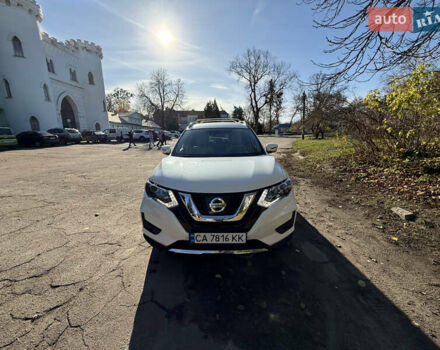Белый Ниссан Rogue, объемом двигателя 2.49 л и пробегом 83 тыс. км за 16600 $, фото 1 на Automoto.ua