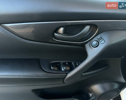 Білий Ніссан Rogue, об'ємом двигуна 2.49 л та пробігом 90 тис. км за 14200 $, фото 19 на Automoto.ua