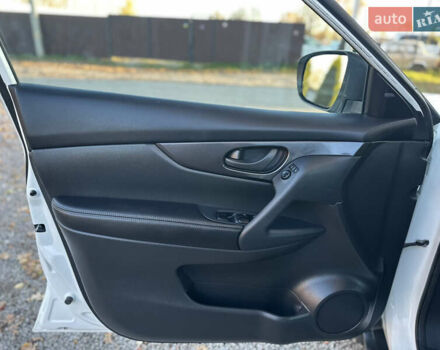 Білий Ніссан Rogue, об'ємом двигуна 2.49 л та пробігом 90 тис. км за 14200 $, фото 18 на Automoto.ua