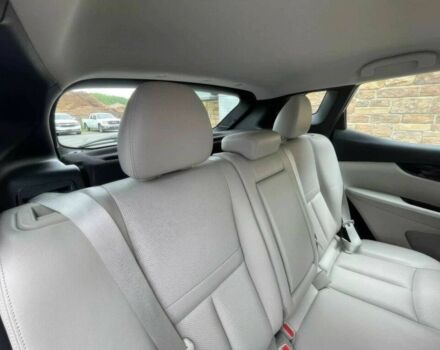 Білий Ніссан Rogue, об'ємом двигуна 2 л та пробігом 31 тис. км за 8000 $, фото 16 на Automoto.ua