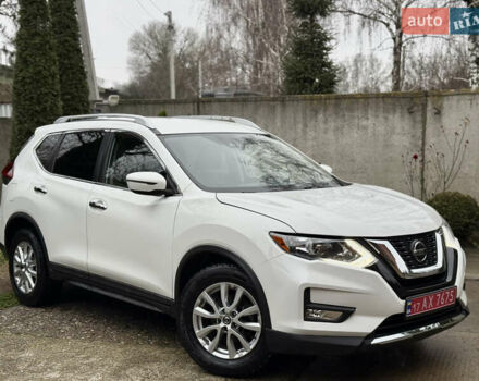 Белый Ниссан Rogue, объемом двигателя 2.5 л и пробегом 138 тыс. км за 13900 $, фото 7 на Automoto.ua
