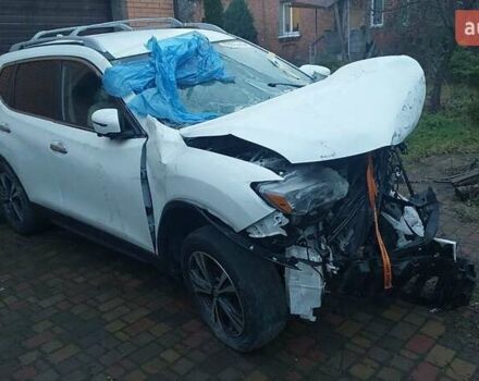 Белый Ниссан Rogue, объемом двигателя 2.49 л и пробегом 81 тыс. км за 7500 $, фото 4 на Automoto.ua