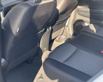 Белый Ниссан Rogue, объемом двигателя 2.5 л и пробегом 63 тыс. км за 12800 $, фото 9 на Automoto.ua