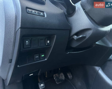 Білий Ніссан Rogue, об'ємом двигуна 2.49 л та пробігом 90 тис. км за 14200 $, фото 24 на Automoto.ua