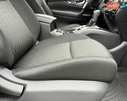 Белый Ниссан Rogue, объемом двигателя 2.5 л и пробегом 138 тыс. км за 13900 $, фото 53 на Automoto.ua