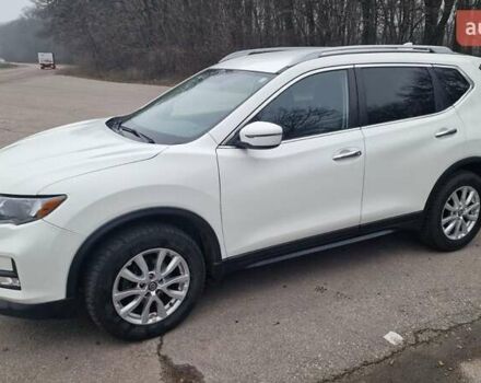 Белый Ниссан Rogue, объемом двигателя 2.49 л и пробегом 89 тыс. км за 16200 $, фото 5 на Automoto.ua