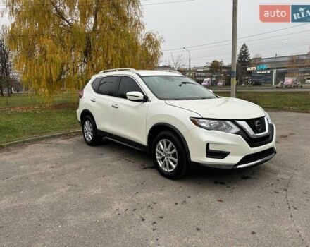 Білий Ніссан Rogue, об'ємом двигуна 2.49 л та пробігом 138 тис. км за 15500 $, фото 4 на Automoto.ua