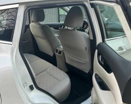 Белый Ниссан Rogue, объемом двигателя 2 л и пробегом 103 тыс. км за 11400 $, фото 13 на Automoto.ua