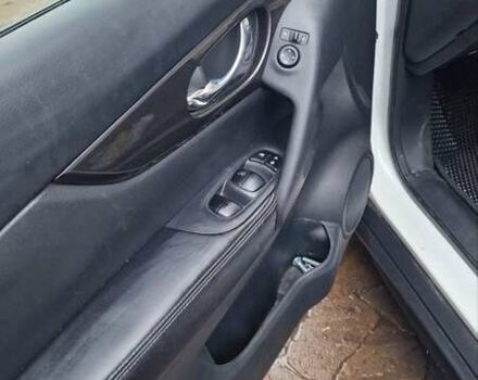 Белый Ниссан Rogue, объемом двигателя 2.49 л и пробегом 89 тыс. км за 16200 $, фото 22 на Automoto.ua