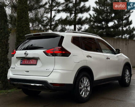 Белый Ниссан Rogue, объемом двигателя 2.5 л и пробегом 138 тыс. км за 13900 $, фото 16 на Automoto.ua