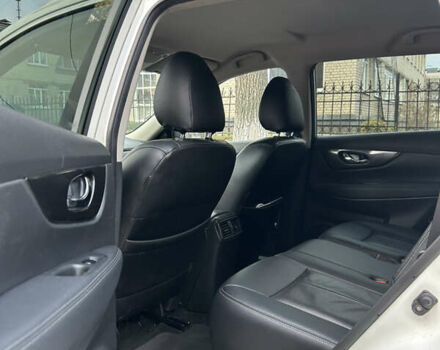 Белый Ниссан Rogue, объемом двигателя 2.49 л и пробегом 164 тыс. км за 14500 $, фото 10 на Automoto.ua