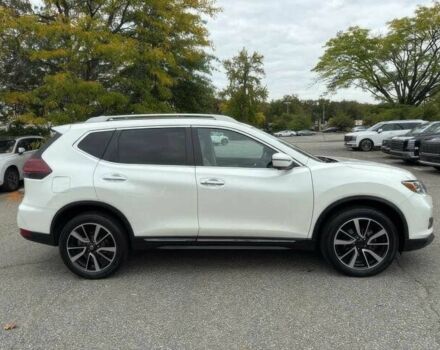 Белый Ниссан Rogue, объемом двигателя 2.5 л и пробегом 35 тыс. км за 8200 $, фото 4 на Automoto.ua