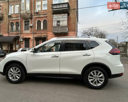 Белый Ниссан Rogue, объемом двигателя 2.49 л и пробегом 164 тыс. км за 14500 $, фото 1 на Automoto.ua