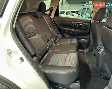 Белый Ниссан Rogue, объемом двигателя 2.5 л и пробегом 103 тыс. км за 16999 $, фото 18 на Automoto.ua