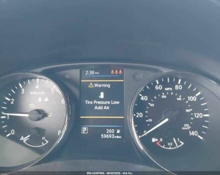 Белый Ниссан Rogue, объемом двигателя 2 л и пробегом 95 тыс. км за 3200 $, фото 6 на Automoto.ua