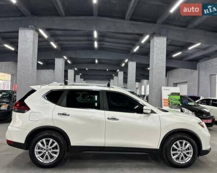 Белый Ниссан Rogue, объемом двигателя 2.5 л и пробегом 103 тыс. км за 16999 $, фото 7 на Automoto.ua