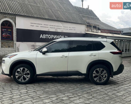 Белый Ниссан Rogue, объемом двигателя 2.49 л и пробегом 142 тыс. км за 21900 $, фото 4 на Automoto.ua