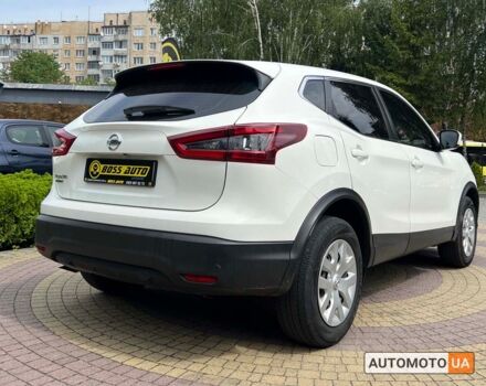 Белый Ниссан Rogue, объемом двигателя 2 л и пробегом 63 тыс. км за 17200 $, фото 6 на Automoto.ua