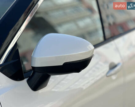 Білий Ніссан Rogue, об'ємом двигуна 2.49 л та пробігом 94 тис. км за 21499 $, фото 7 на Automoto.ua